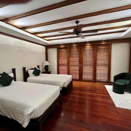 Patong Seaview Luxury Villa Penda Екстер'єр фото