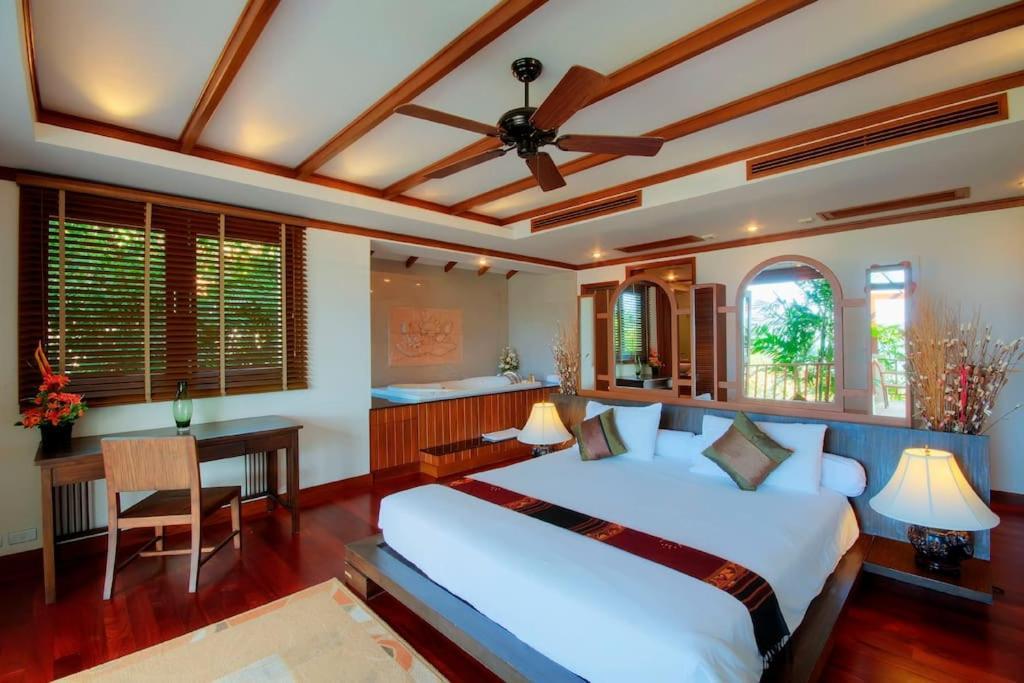 Patong Seaview Luxury Villa Penda Екстер'єр фото